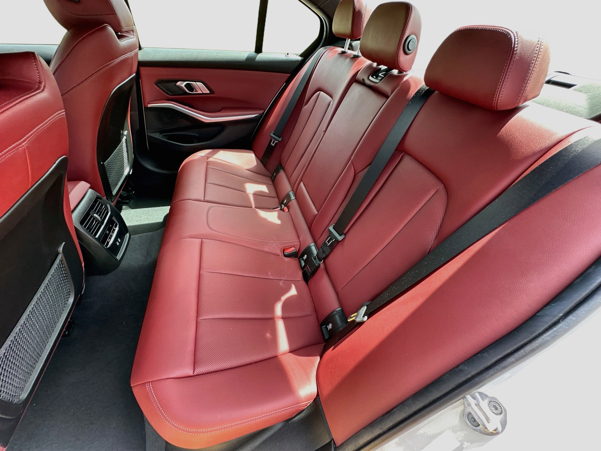 Certified 2023 BMW 330e w/ Convenience Package RWD image 24