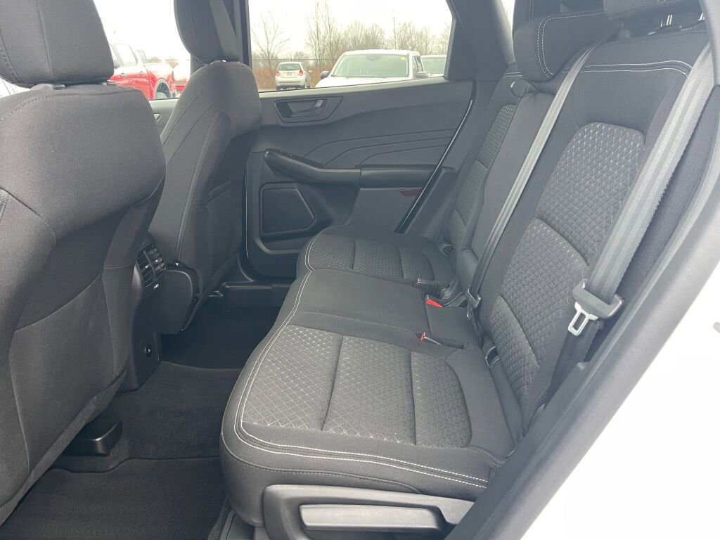 Used 2023 Ford Escape Active image 13