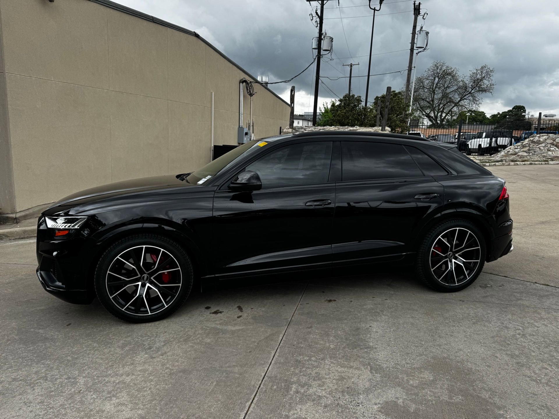 Used 2023 Audi SQ8 Prestige image 1