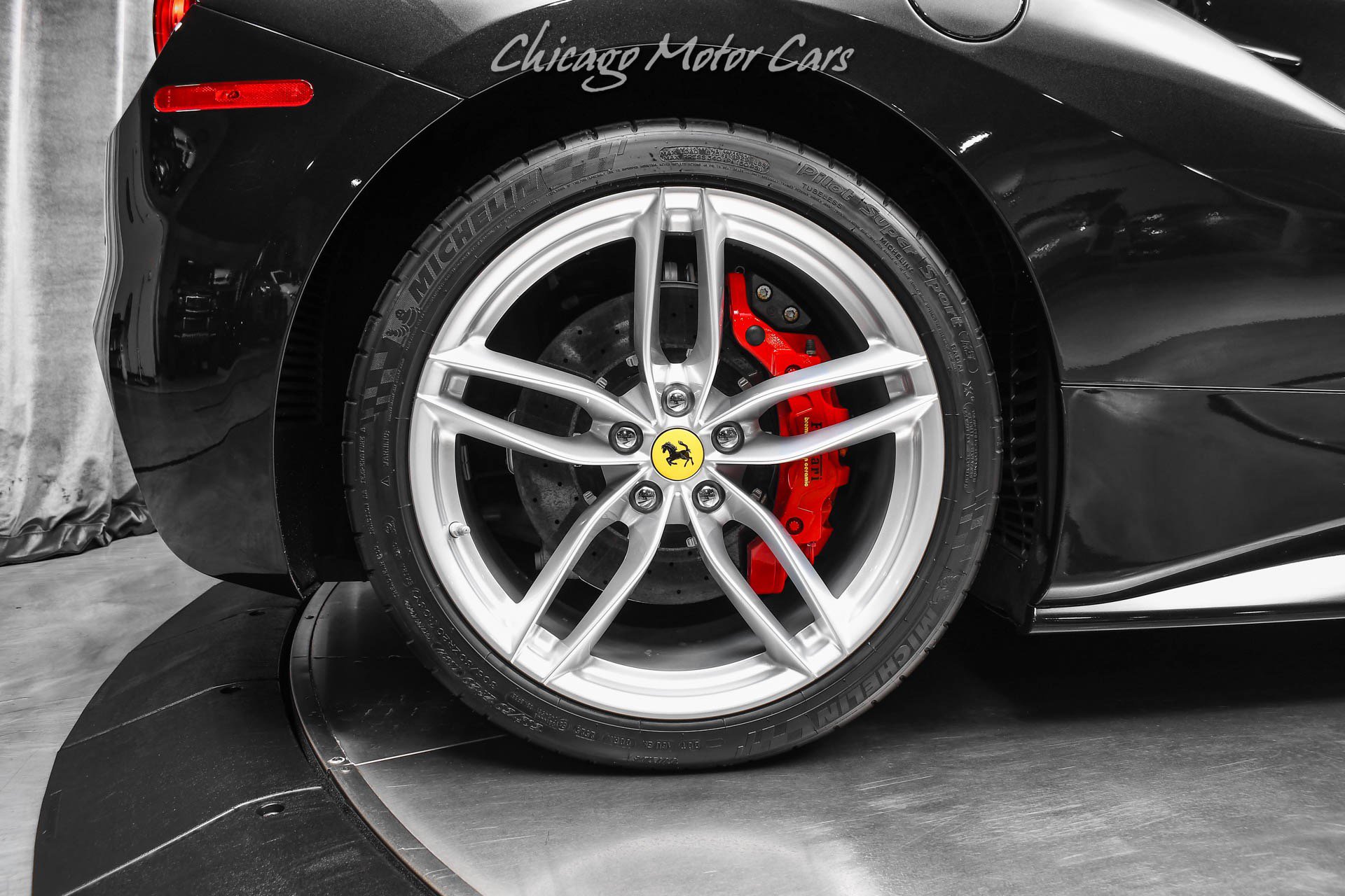 Used 2018 Ferrari 488 GTB RWD image 47