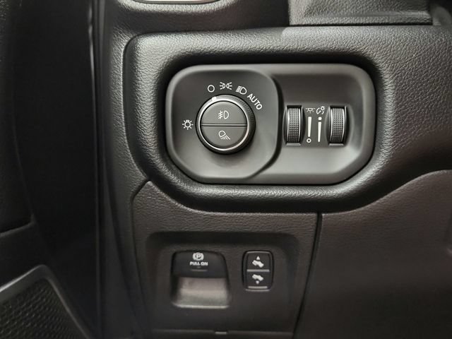 Used 2021 RAM 1500 Laramie w/ Sport Appearance Package AWD/4WD image 38