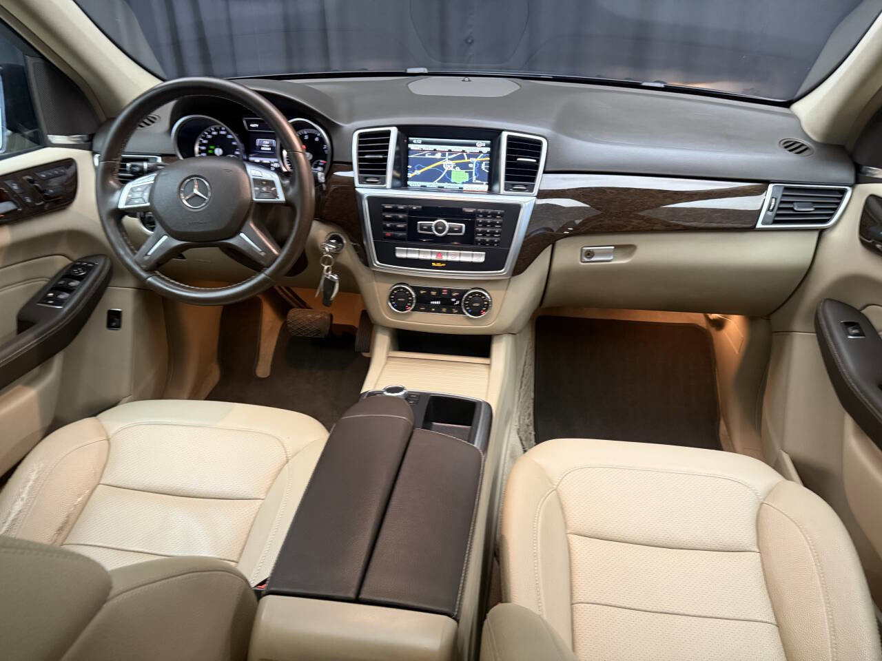 Used 2013 Mercedes-Benz ML 350 ML 350 4MATIC AWD 4dr SUV image 24