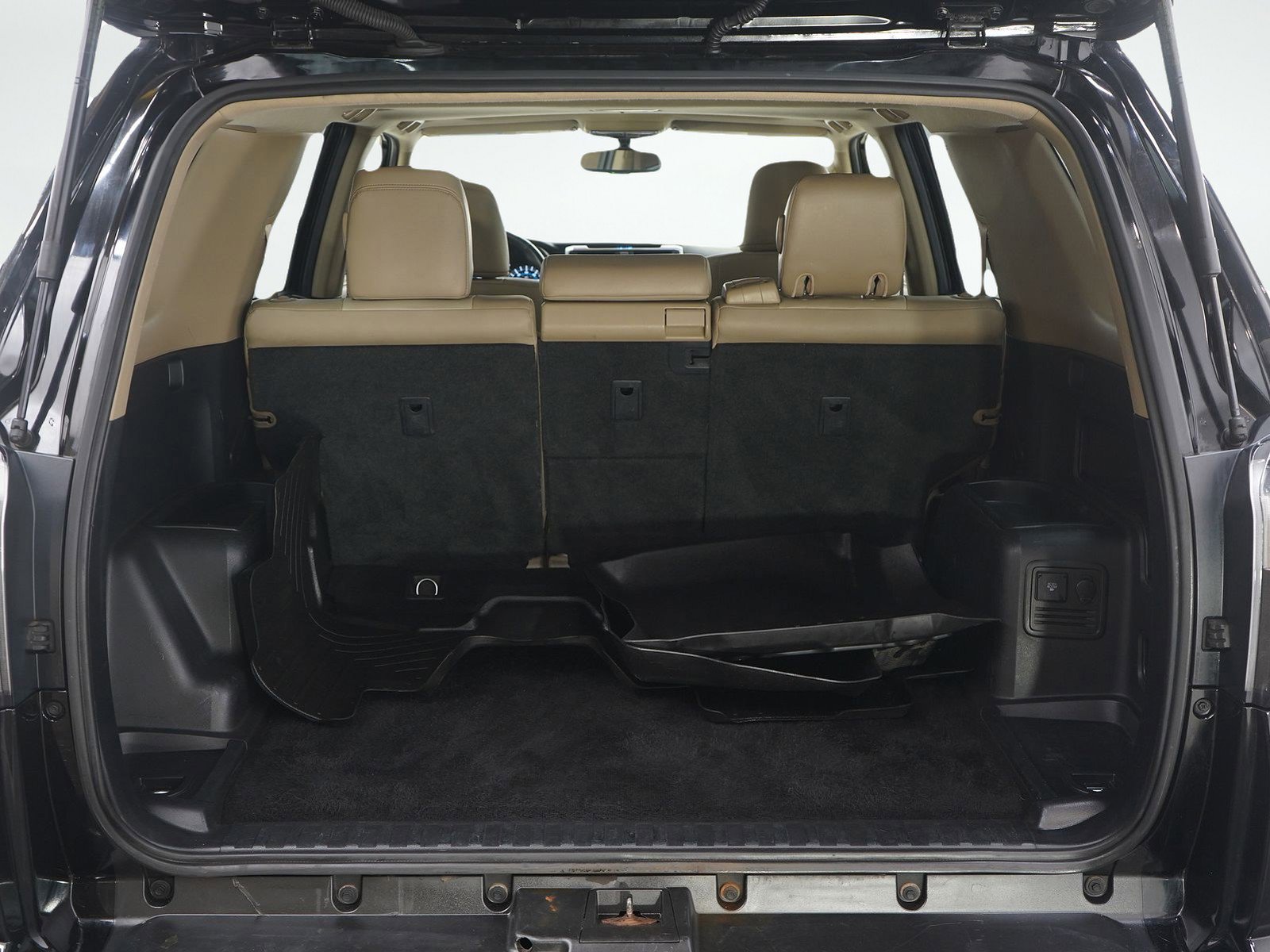 Used 2014 Toyota 4Runner SR5 Premium image 9