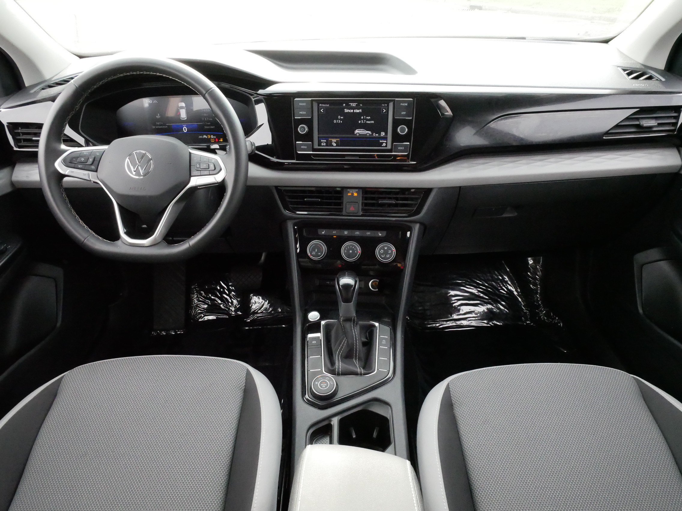 Used 2024 Volkswagen Taos S AWD/4WD image 9