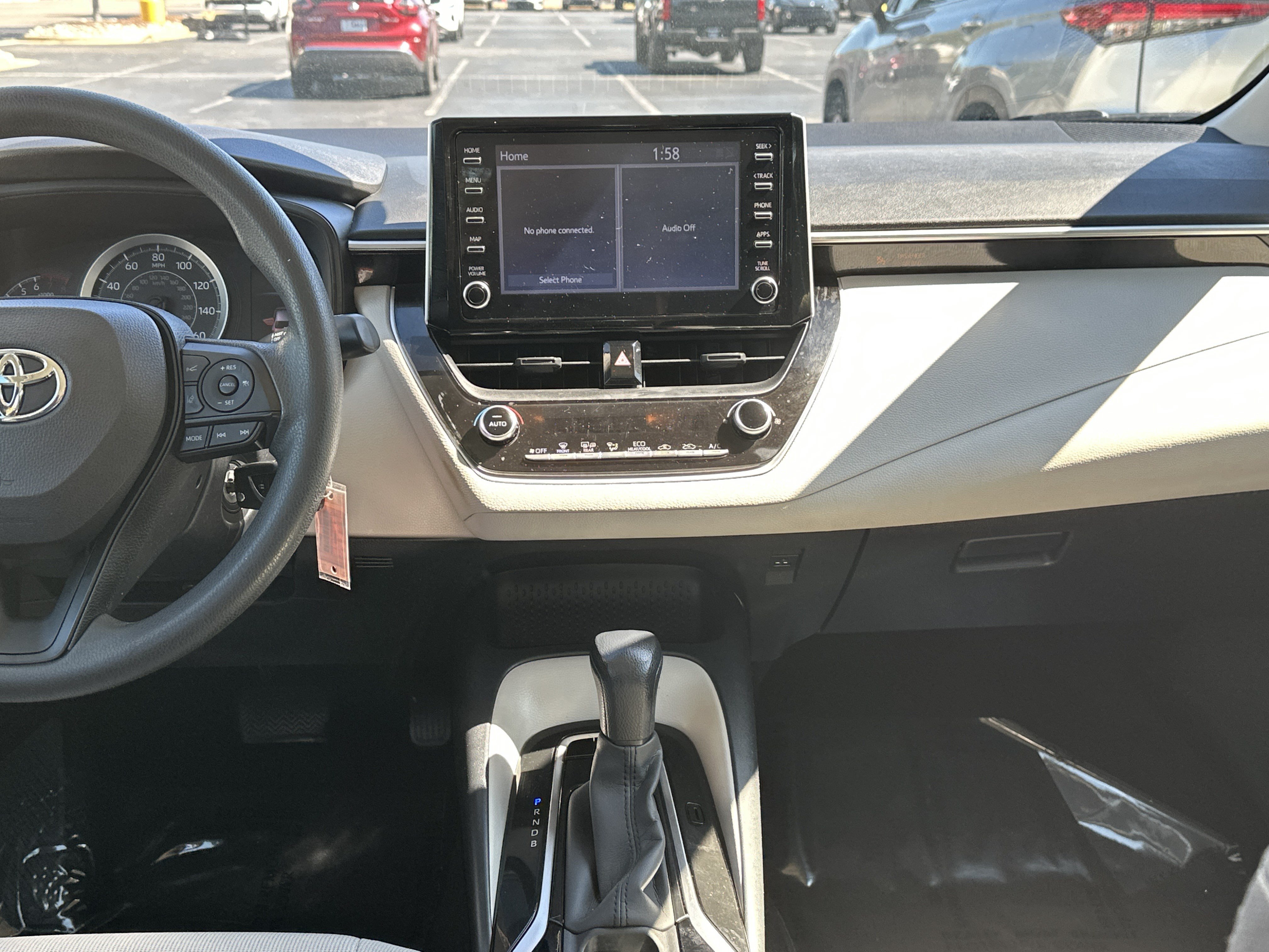 Used 2020 Toyota Corolla LE FWD image 30
