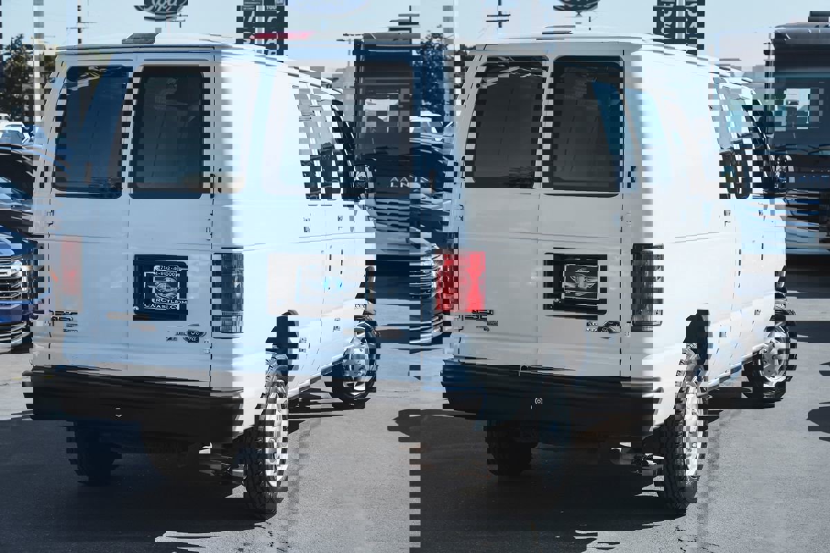 Used 2014 Ford E-150 and Econoline 150 w/ Power Group image 2