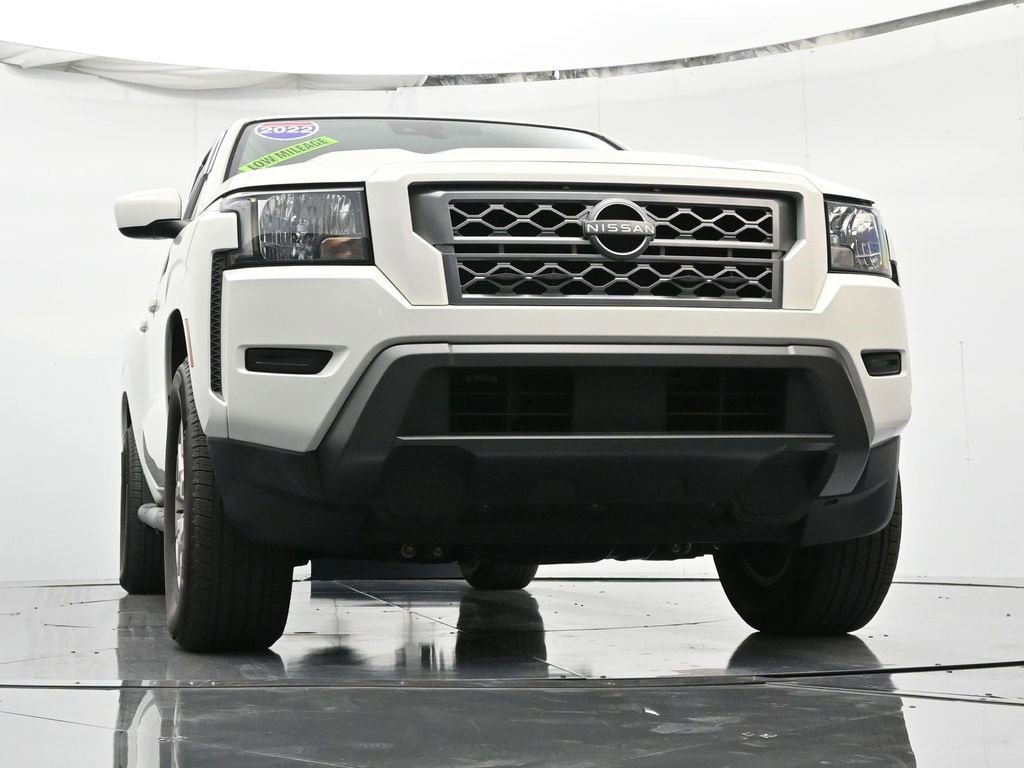 Used 2022 Nissan Frontier SV w/ Technology Package image 34