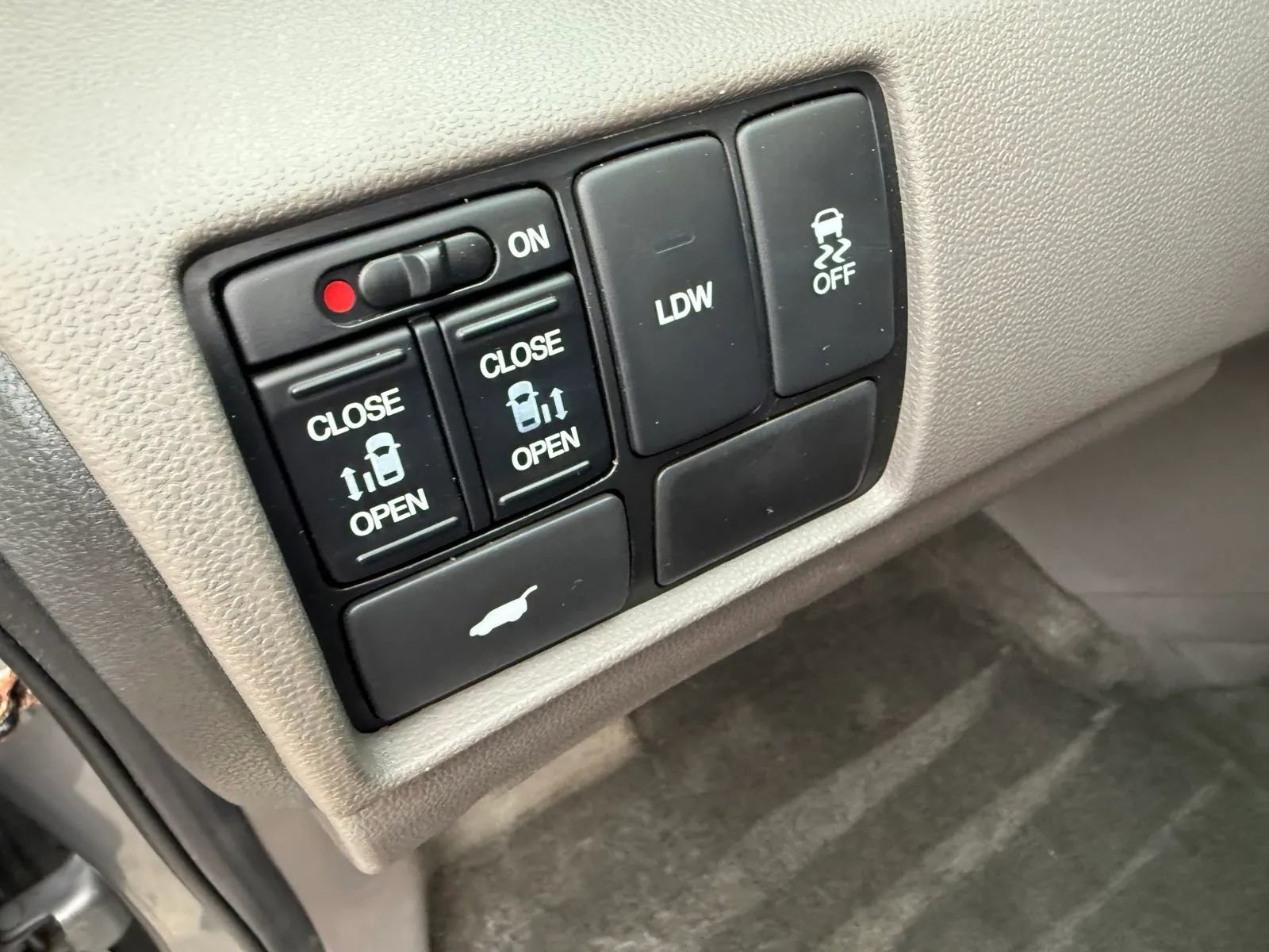 Used 2016 Honda Odyssey EX-L image 22