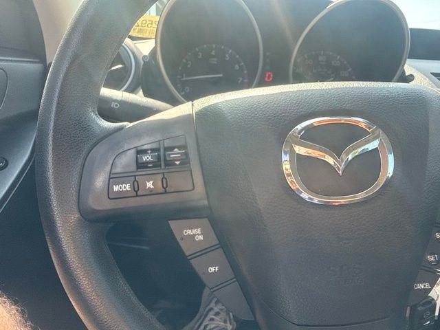 Used 2013 MAZDA MAZDA3 i Sport FWD image 17