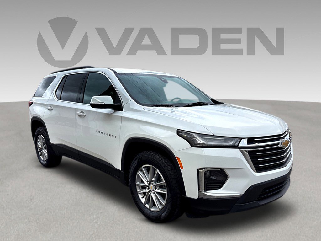 Used 2023 Chevrolet Traverse LT