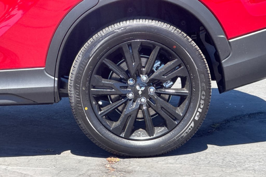 New 2026 Mitsubishi Eclipse Cross LE AWD/4WD image 29