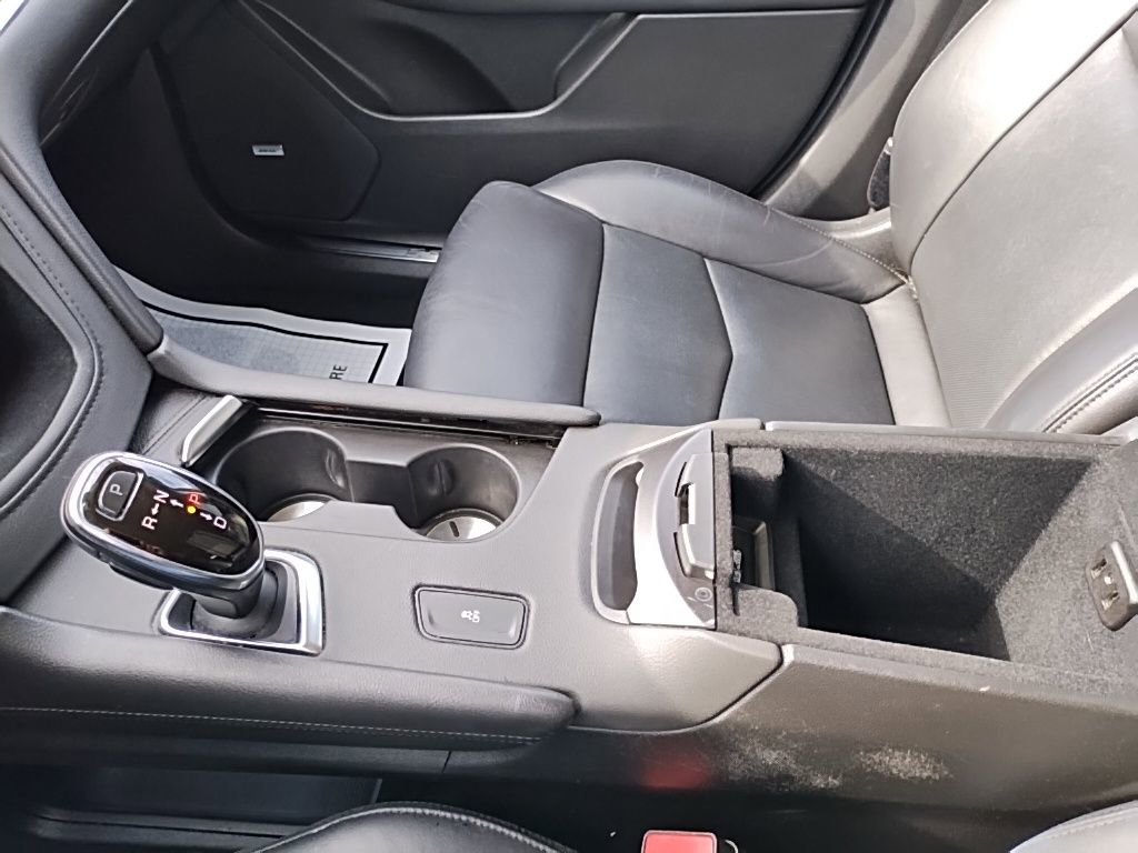 Used 2019 Cadillac XT5 Luxury FWD image 32