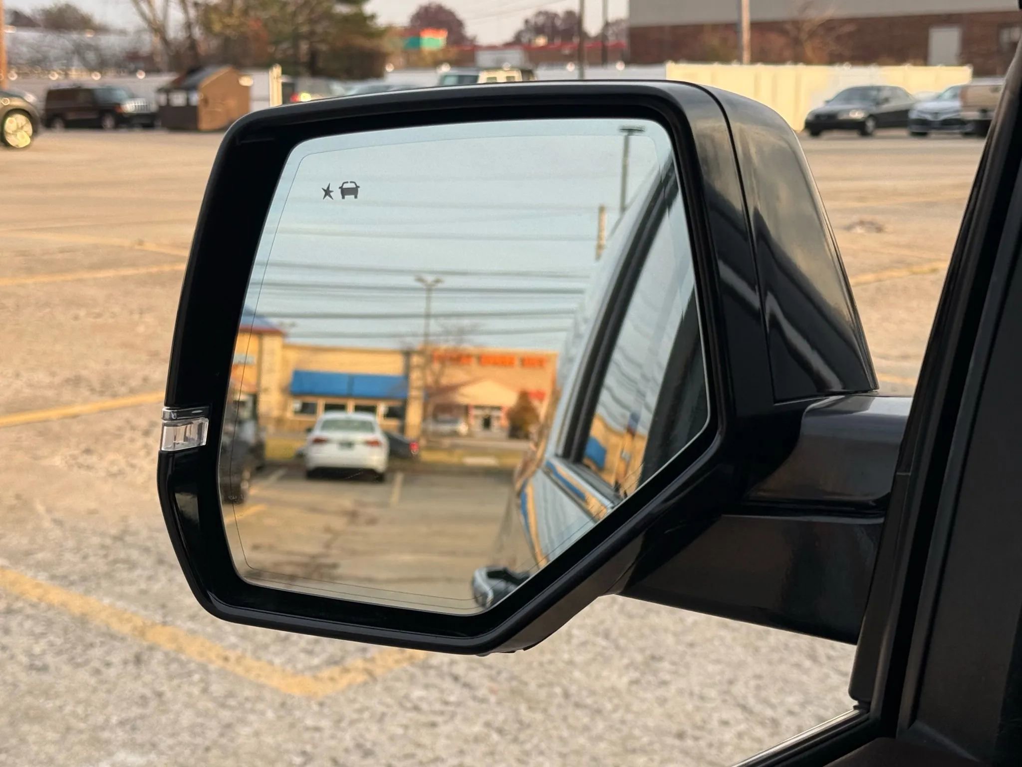 Used 2017 Cadillac Escalade ESV Luxury image 48