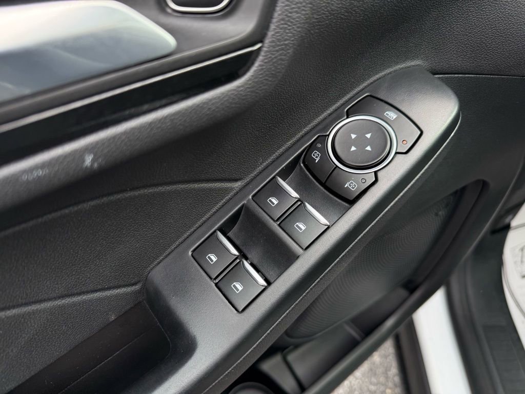 Used 2022 Ford Escape SEL w/ SEL Stealth AWD Package image 12