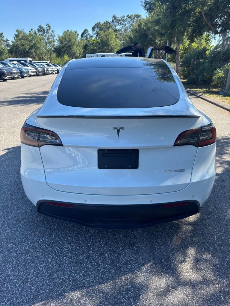 Used 2022 Tesla Model Y Performance image 12
