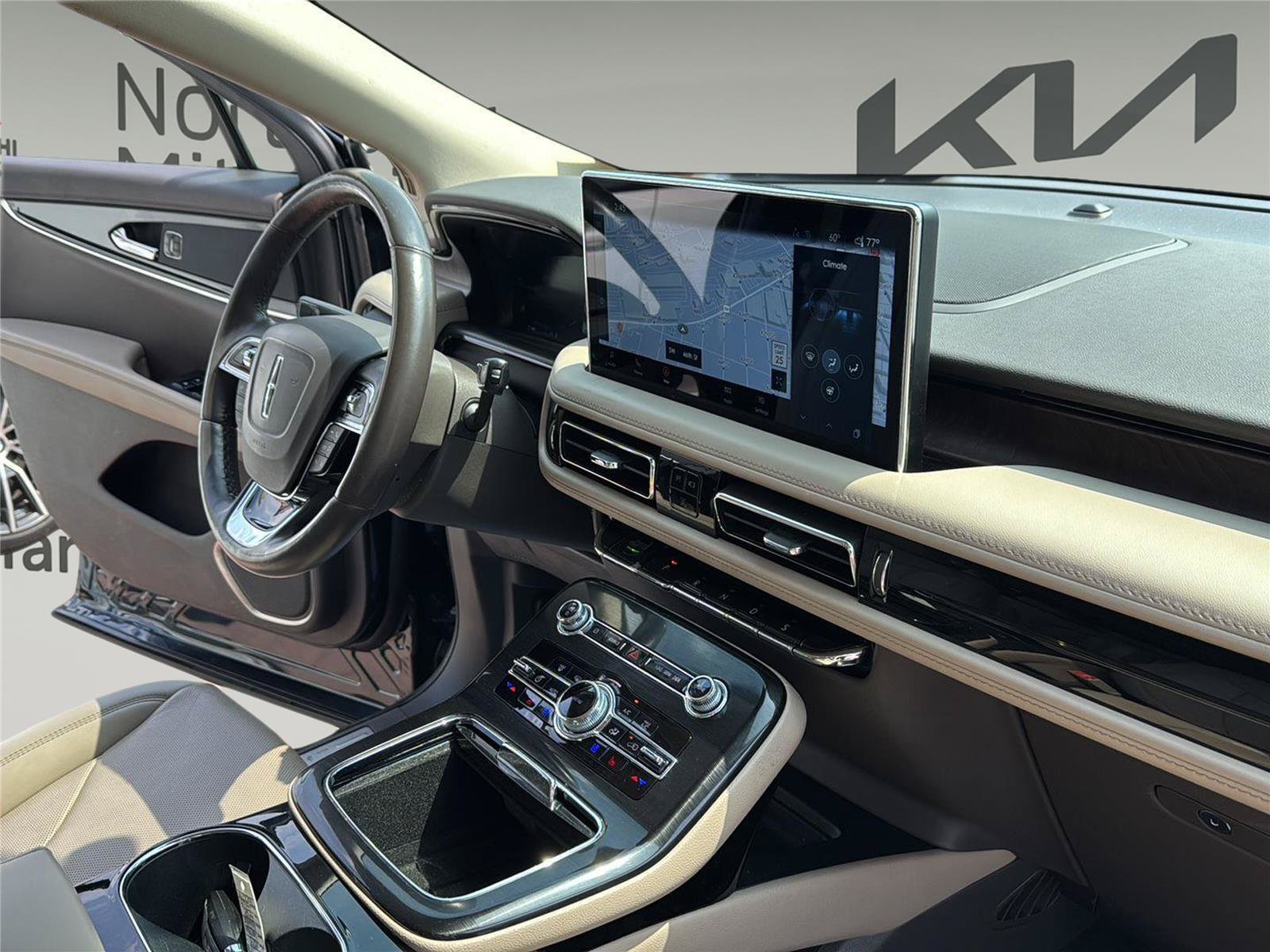 Used 2023 Lincoln Nautilus Reserve AWD/4WD image 27