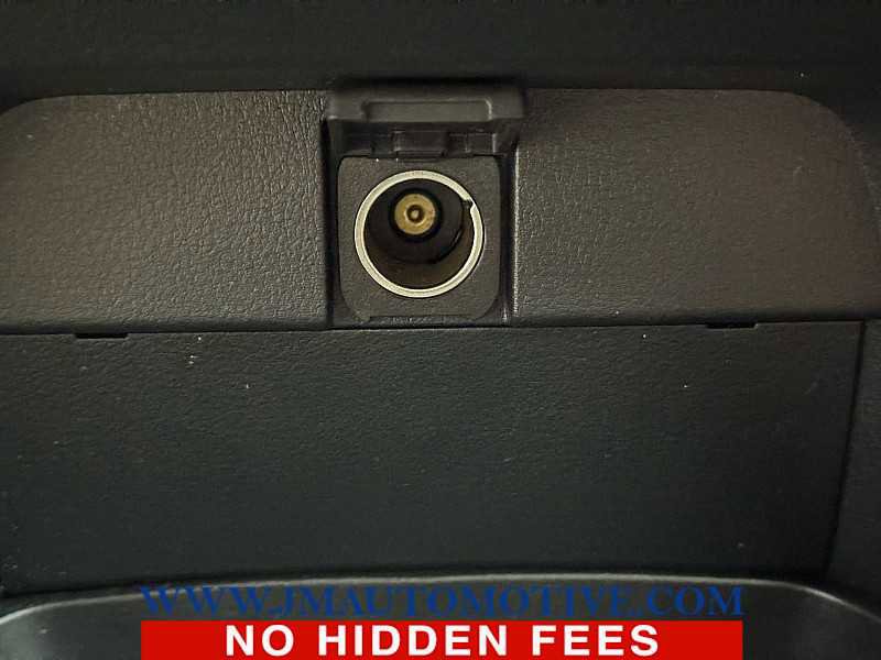 Used 2023 MAZDA CX-50 AWD 2.5 Turbo w/ Cargo Package image 38