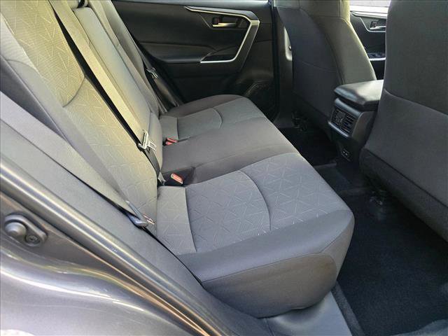 Used 2022 Toyota RAV4 XLE FWD image 18