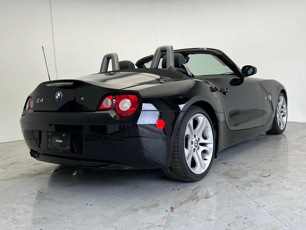 Used 2005 BMW Z4 3.0i RWD image 5