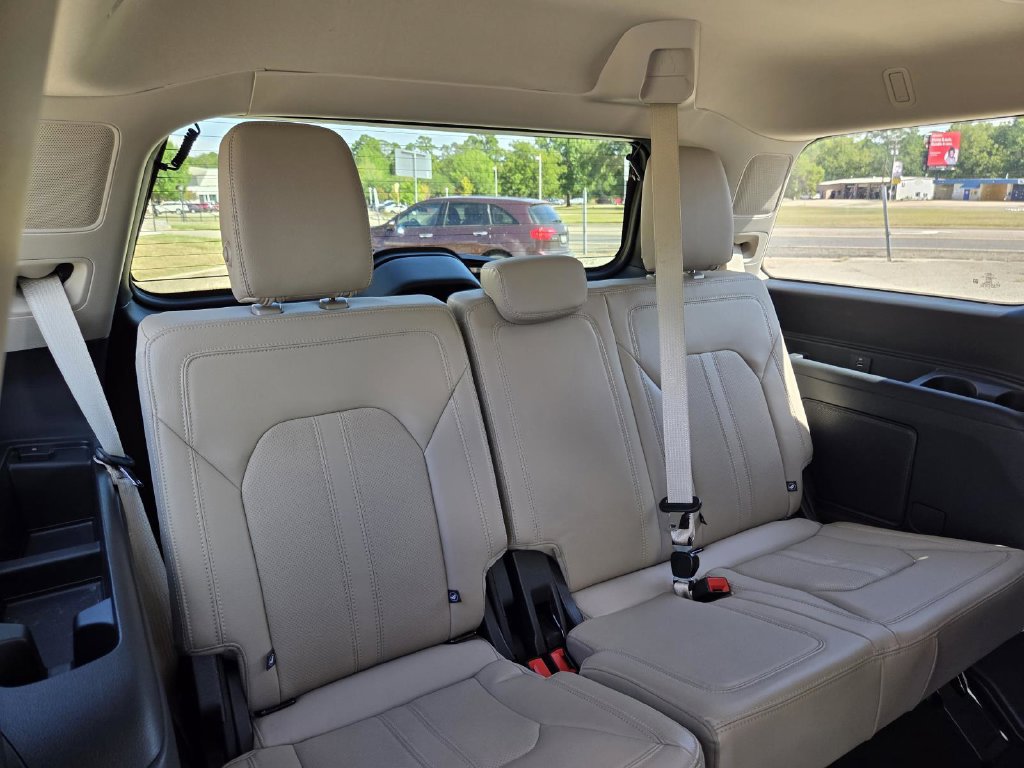 Used 2024 Ford Expedition Limited RWD image 34
