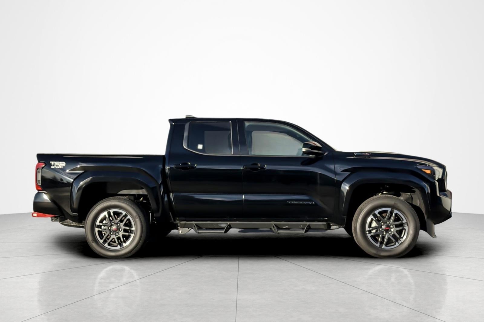 Used 2025 Toyota Tacoma TRD Sport image 6