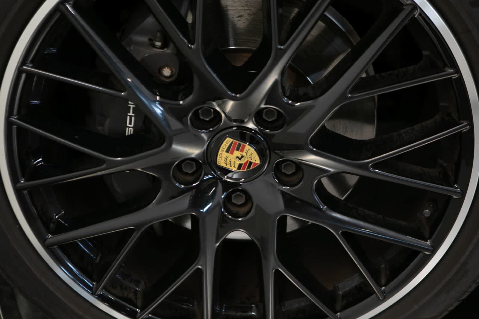 Certified 2023 Porsche Panamera RWD image 11