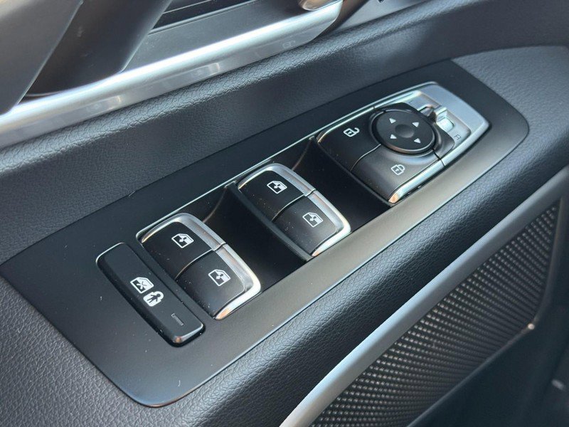 Used 2022 Kia Telluride LX image 22