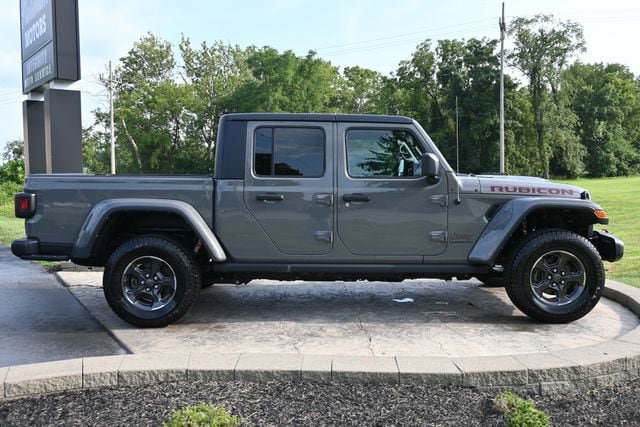 Used 2021 Jeep Gladiator Rubicon w/ Cold Weather Group AWD/4WD image 4