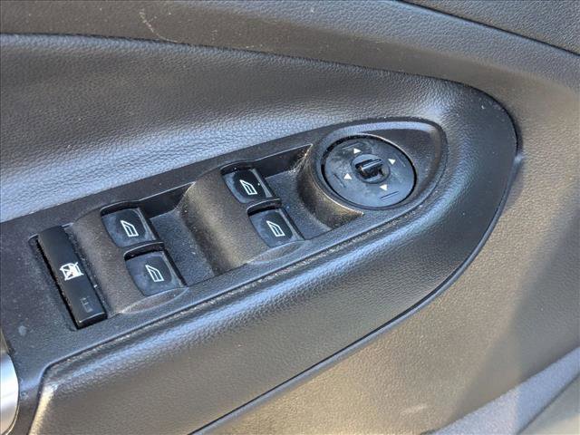 Used 2017 Ford Escape SE FWD image 12