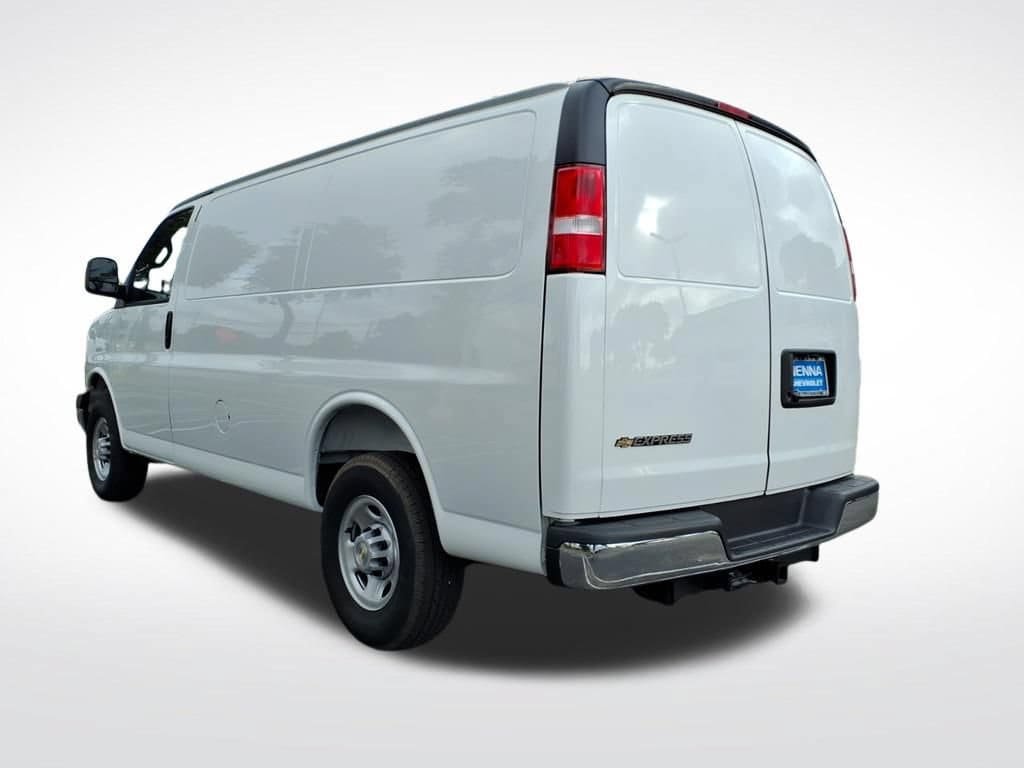New 2026 Chevrolet Express 2500 w/ Driver Convenience Package RWD image 5