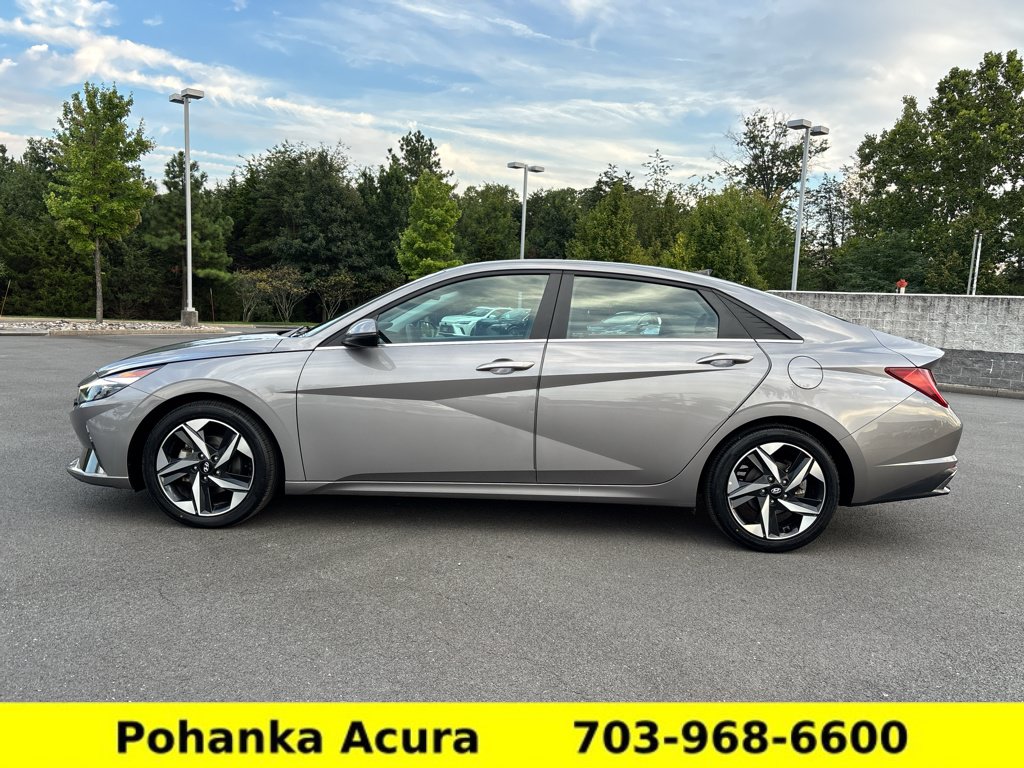 Used 2023 Hyundai Elantra Limited FWD image 4