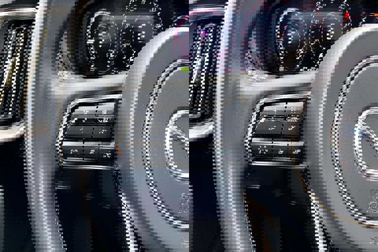 Used 2024 MAZDA CX-90 Plug-In Hybrid w/ Premium Plus image 24