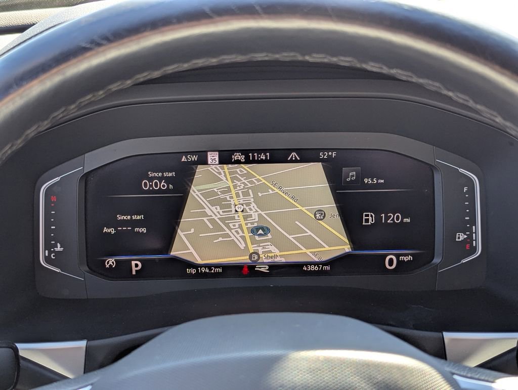 Certified 2022 Volkswagen Atlas Cross Sport SEL R-Line image 14