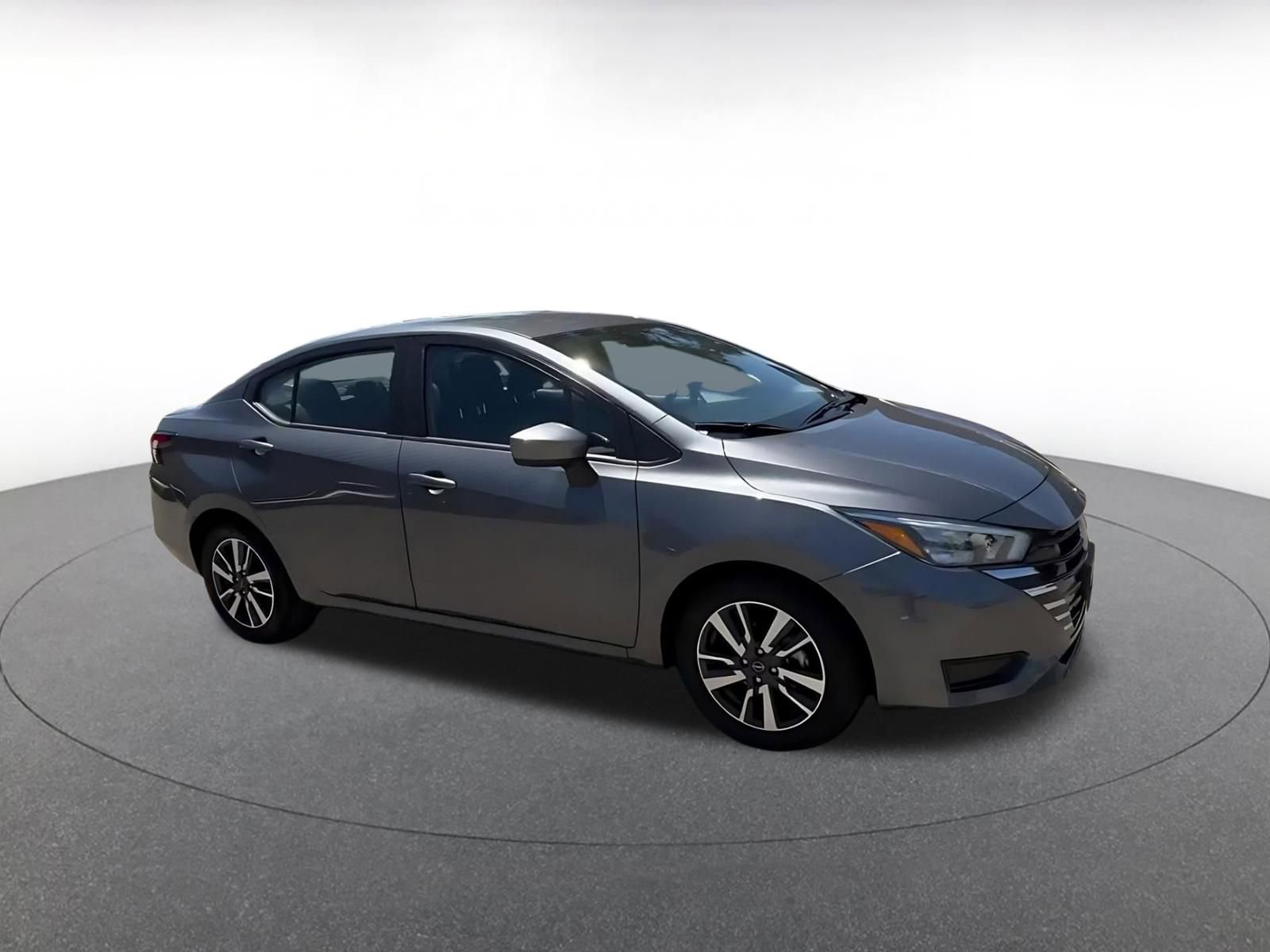 Used 2025 Nissan Versa SV FWD video 2