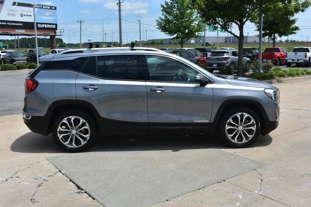 Used 2019 GMC Terrain SLT w/ Preferred Package AWD/4WD image 4