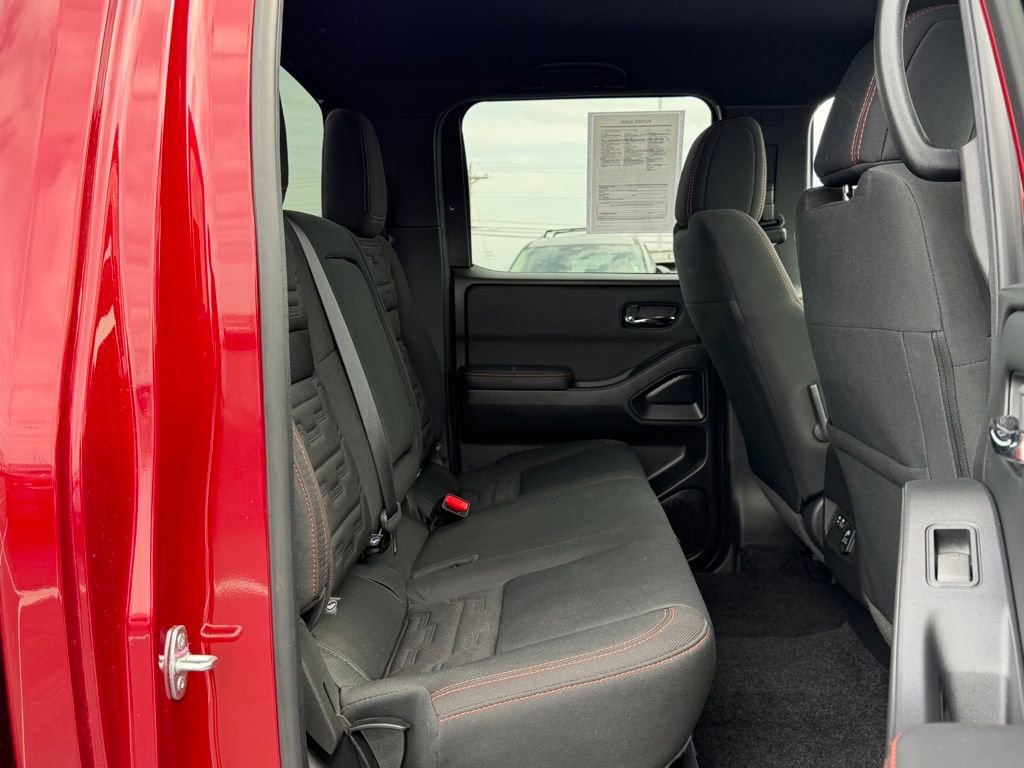 Used 2023 Nissan Frontier PRO-4X w/ Pro Convenience Package image 18