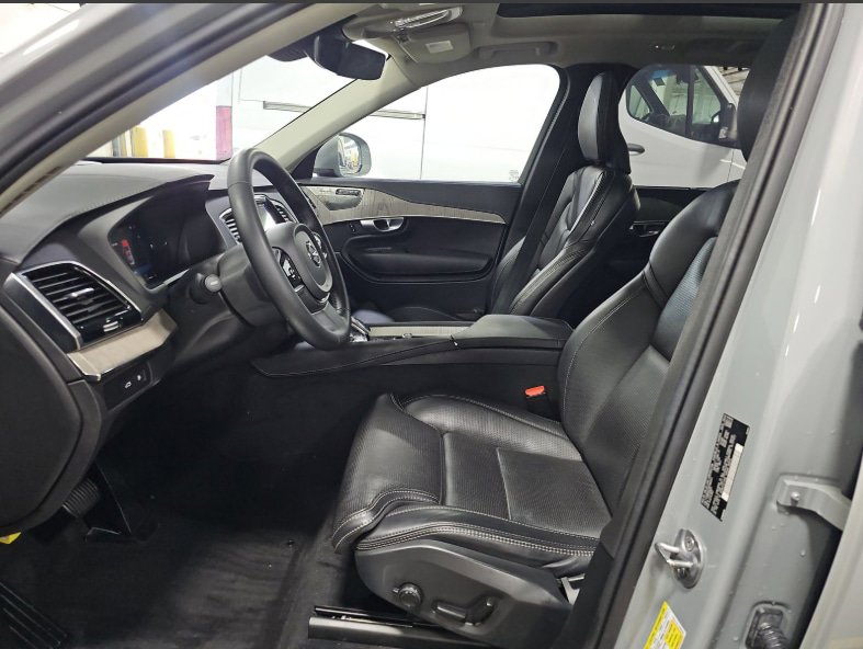 Certified 2024 Volvo XC90 T8 Ultimate w/ Protection Package Premier AWD/4WD image 7