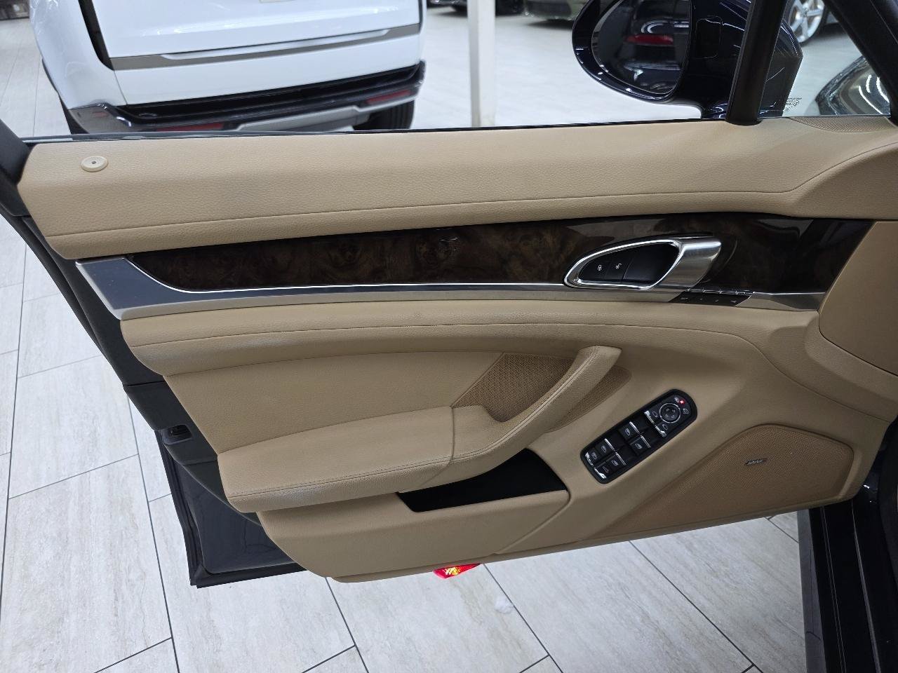 Used 2016 Porsche Panamera 4 Edition AWD/4WD image 39