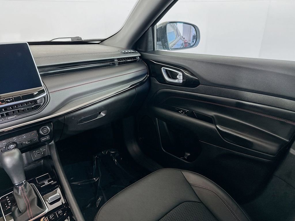 Certified 2023 Jeep Compass Trailhawk image 32