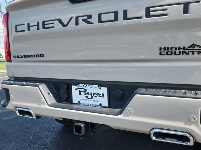 New 2026 Chevrolet Silverado 1500 High Country w/ High Country Premium Package AWD/4WD image 18