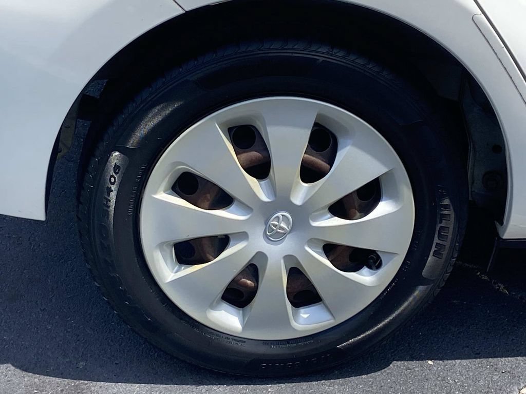 Used 2012 Toyota Prius C Two FWD image 9