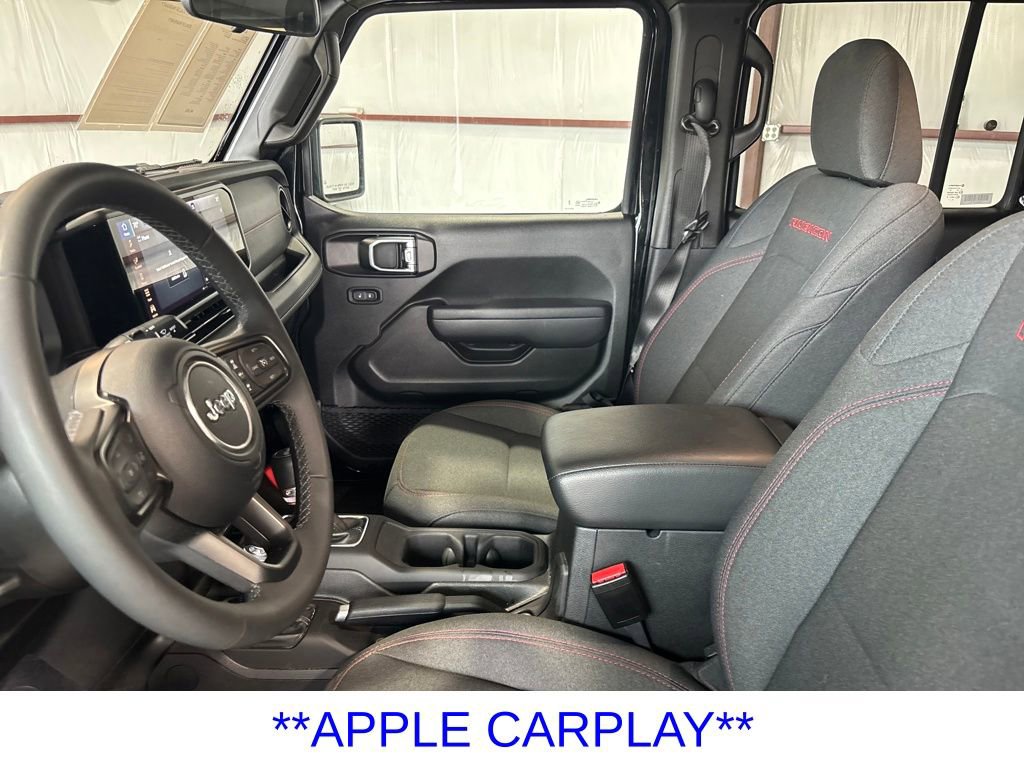 Used 2025 Jeep Wrangler Unlimited Rubicon AWD/4WD image 12