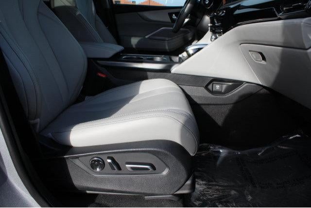 Used 2025 Acura MDX w/ Technology Package FWD image 21