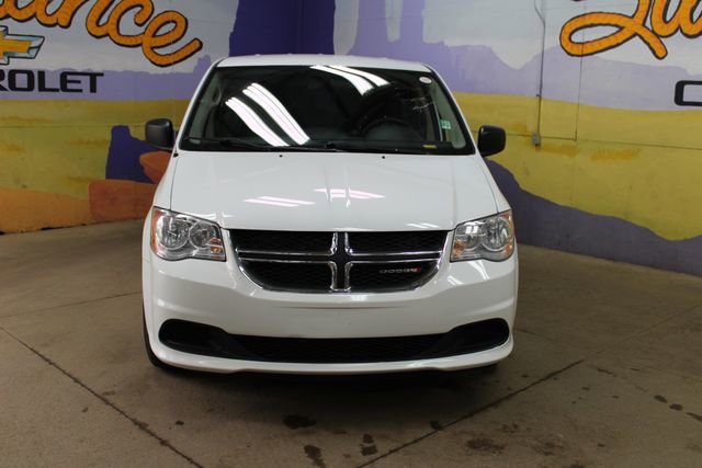Used 2017 Dodge Grand Caravan SE w/ Power Window Group FWD image 3