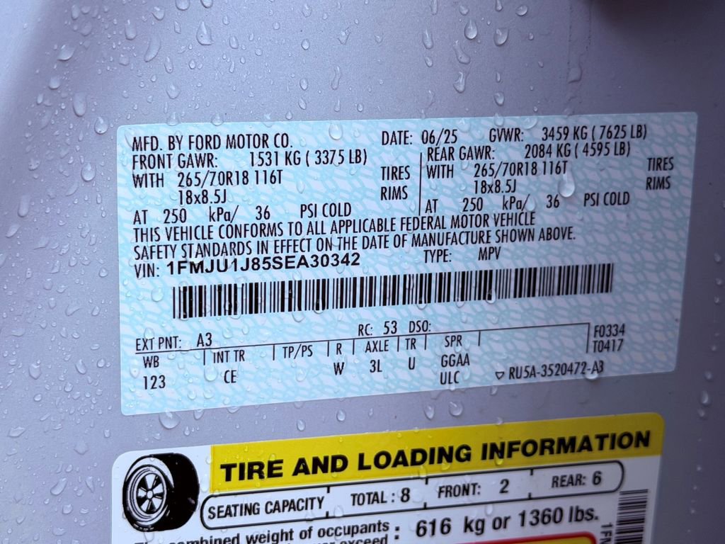 Used 2025 Ford Expedition Active AWD/4WD image 32