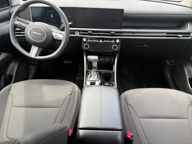 Used 2025 Hyundai Tucson SEL FWD image 16