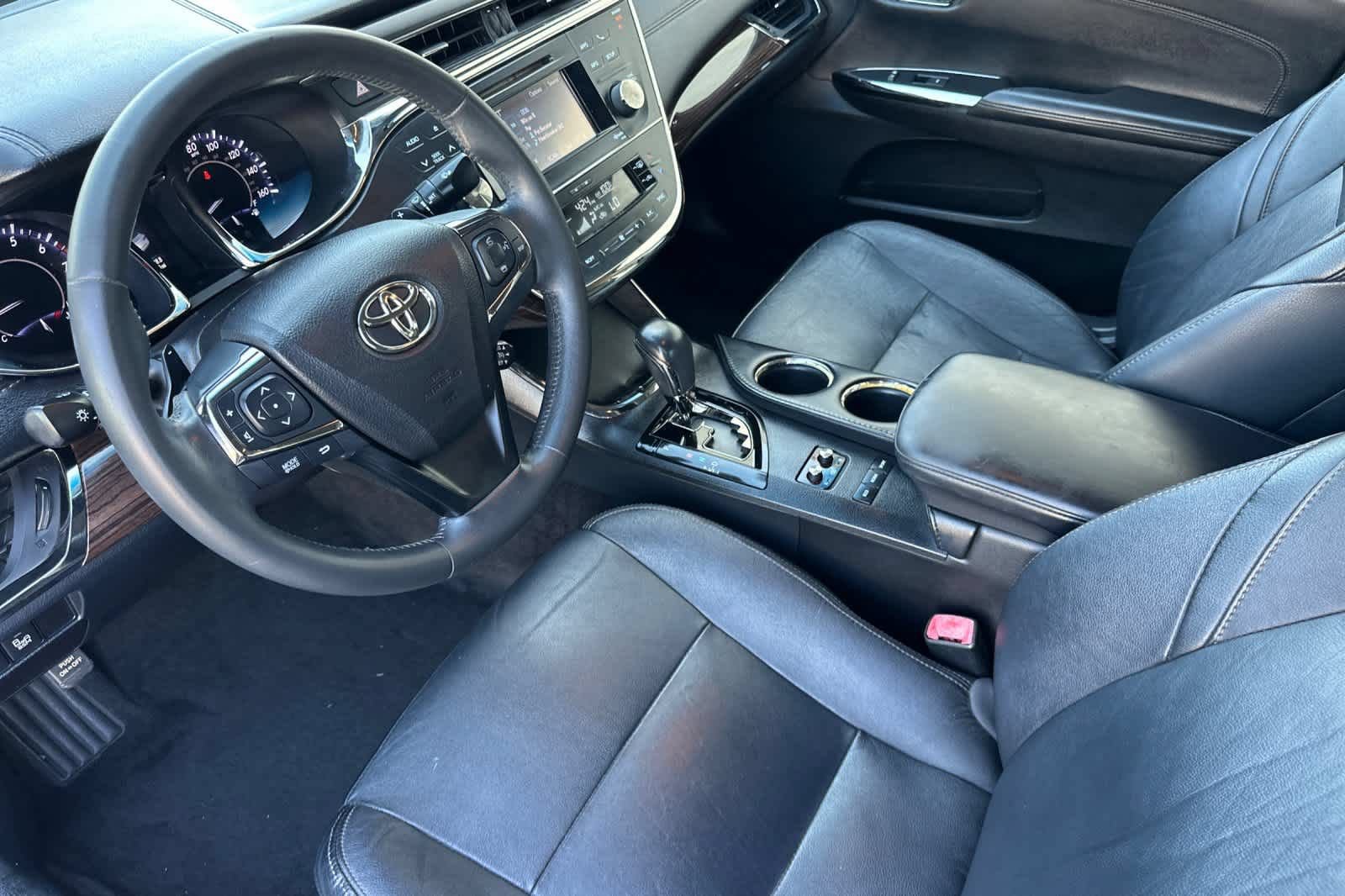 Used 2014 Toyota Avalon XLE Touring FWD image 11