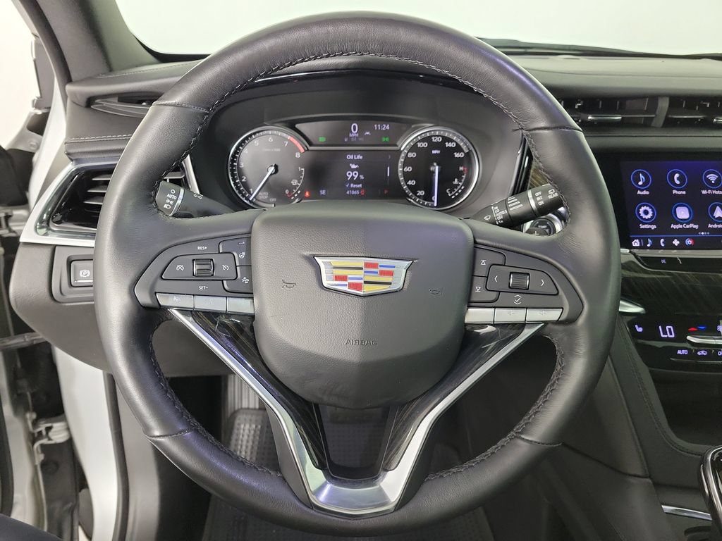 Used 2020 Cadillac XT6 Premium Luxury FWD image 23
