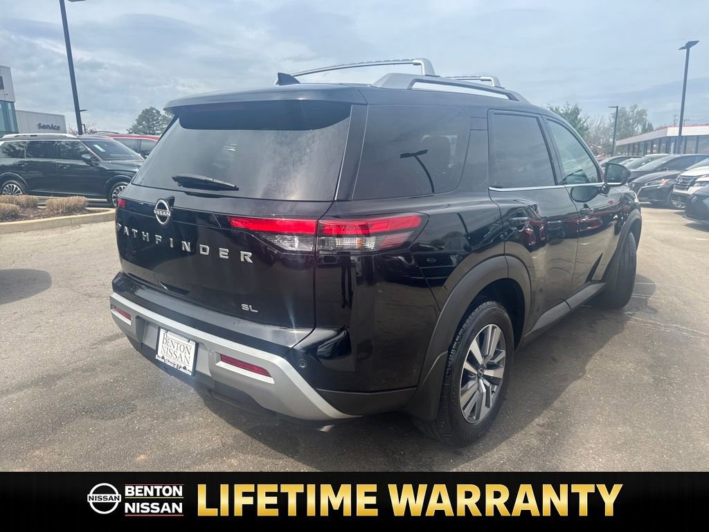 Certified 2024 Nissan Pathfinder SL image 8