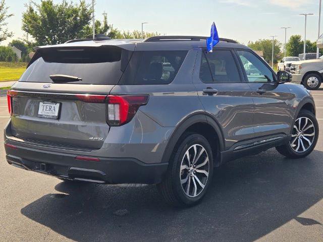 Certified 2025 Ford Explorer ST-Line AWD/4WD image 13
